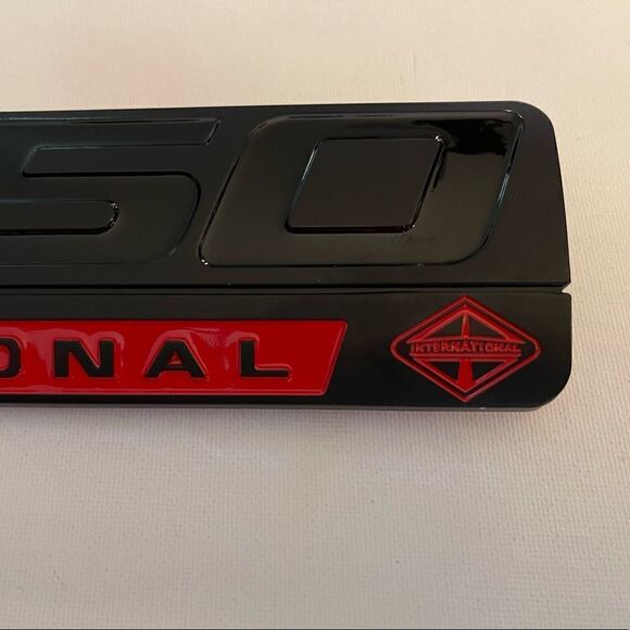 International F350 3D Side Emblem NWT - Picture 10 of 11